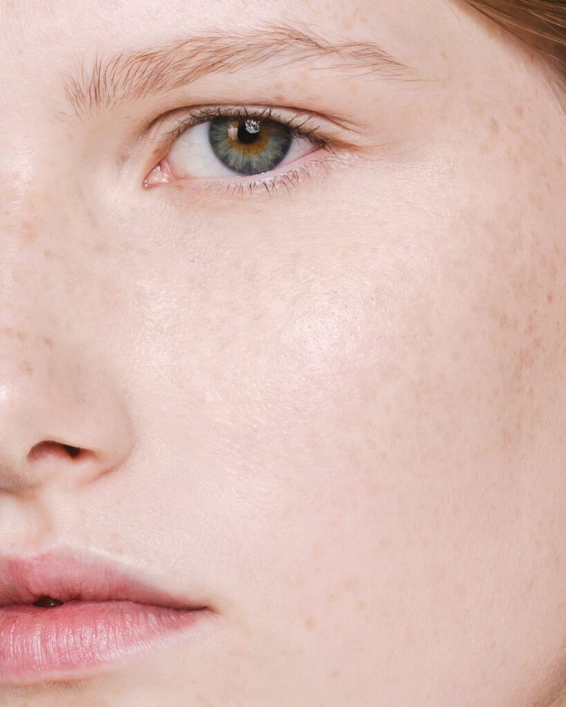 mÁdara the concealer luminous perfecting concealer