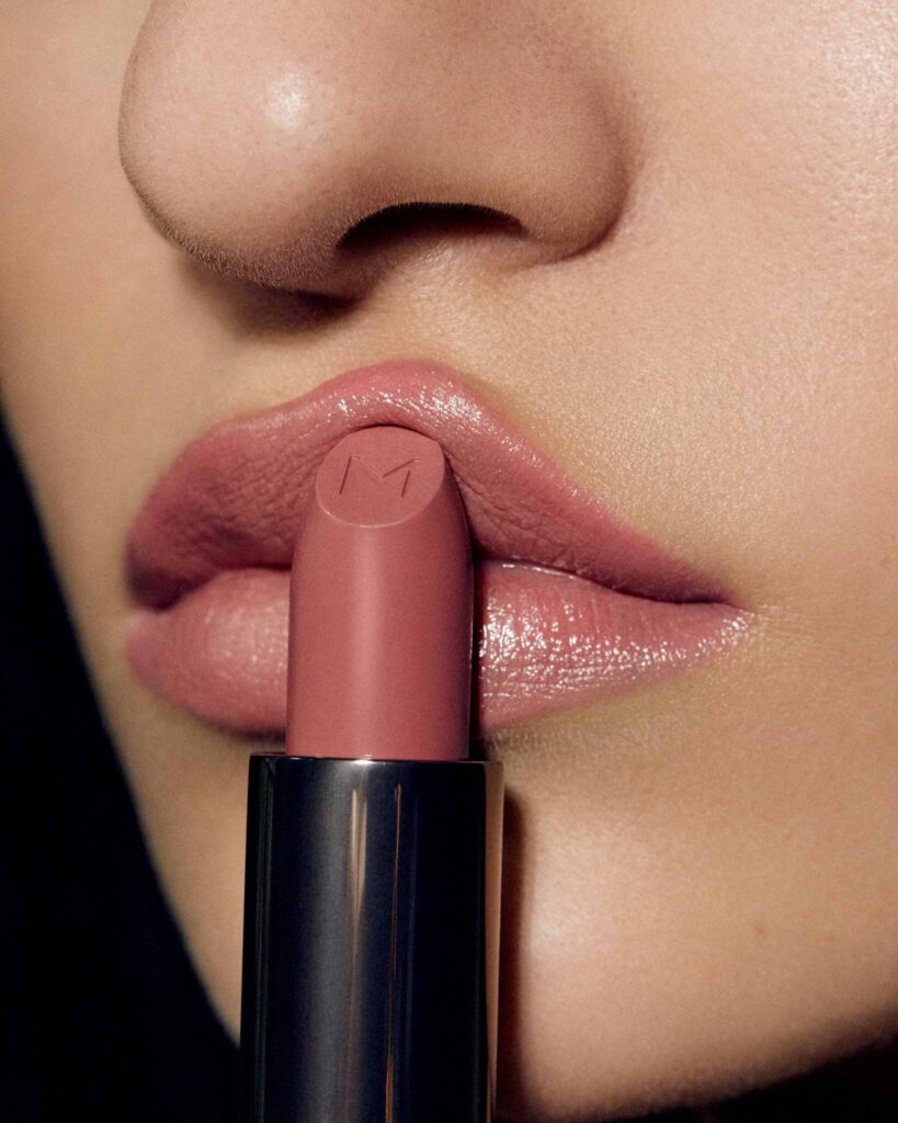 mÁdara dazzle nights satin shine lipstick