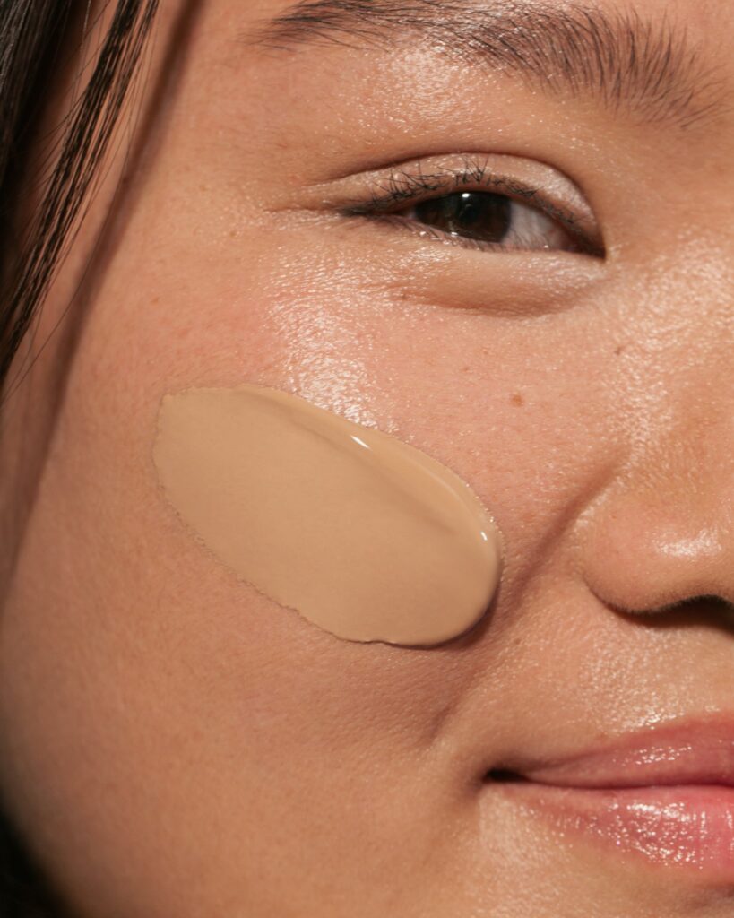 mÁdara skinonym semi matte peptide foundation