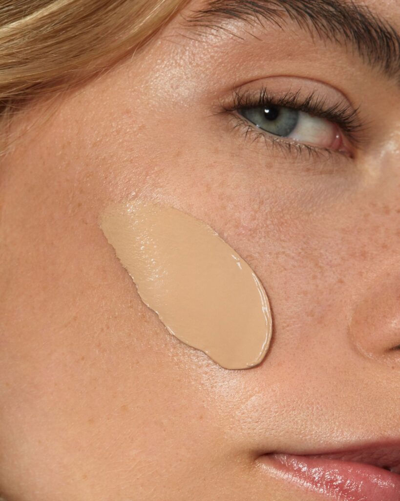 mÁdara skinonym semi matte peptide foundation