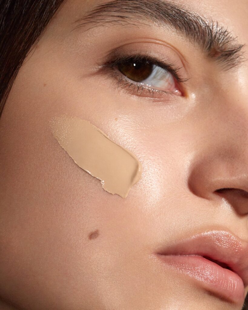 mÁdara skinonym semi matte peptide foundation