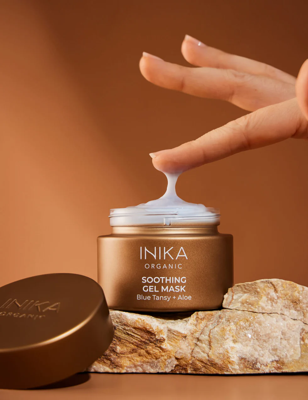 inika organic soothing gel mask