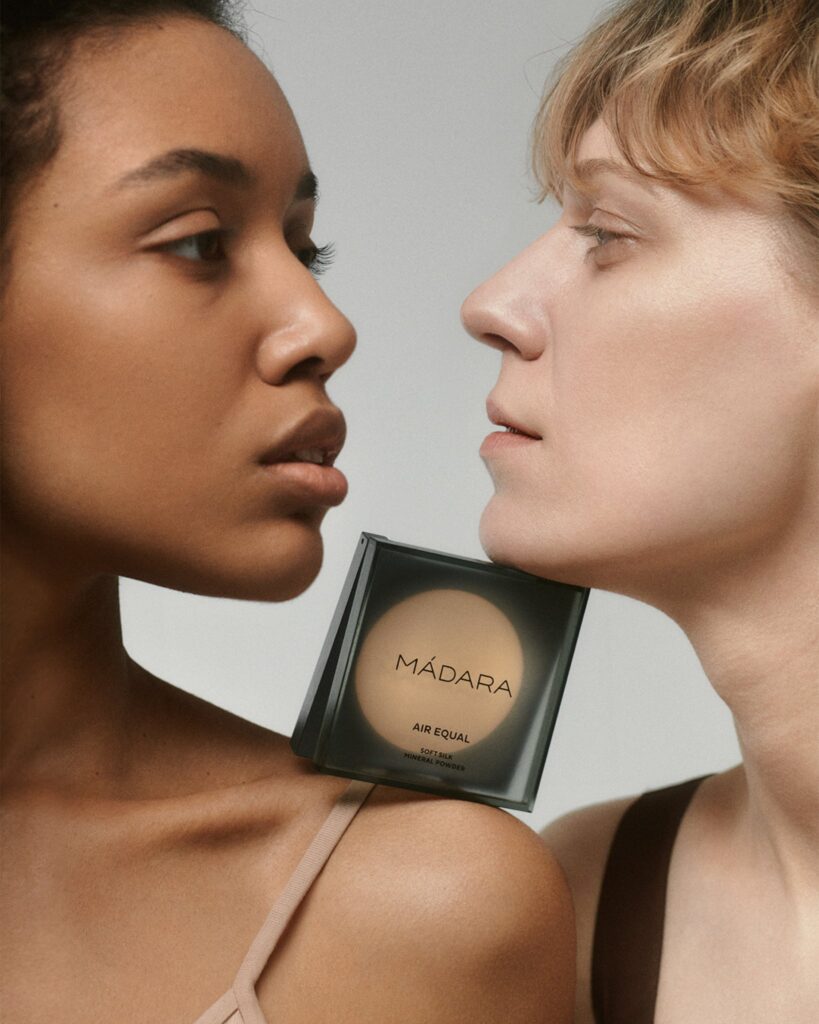 mÁdara air equal soft silk mineral powder