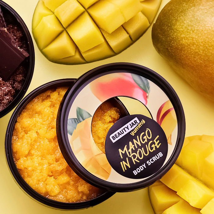 beauty jar yummy mango in rouge repairing body scrub