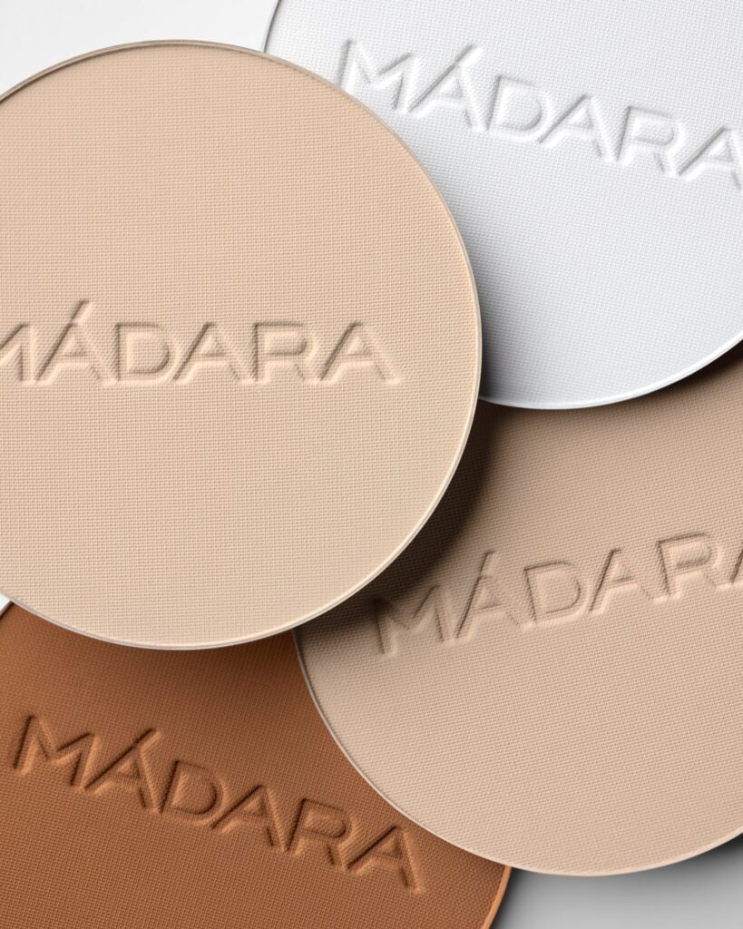 mÁdara air equal soft silk mineral powder