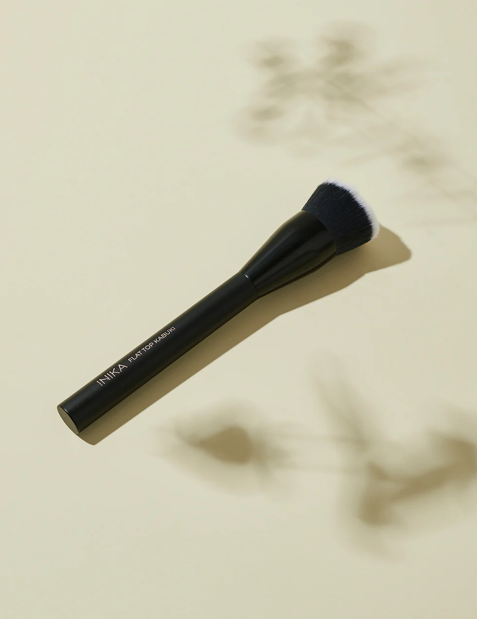 inika organic flat top kabuki brush