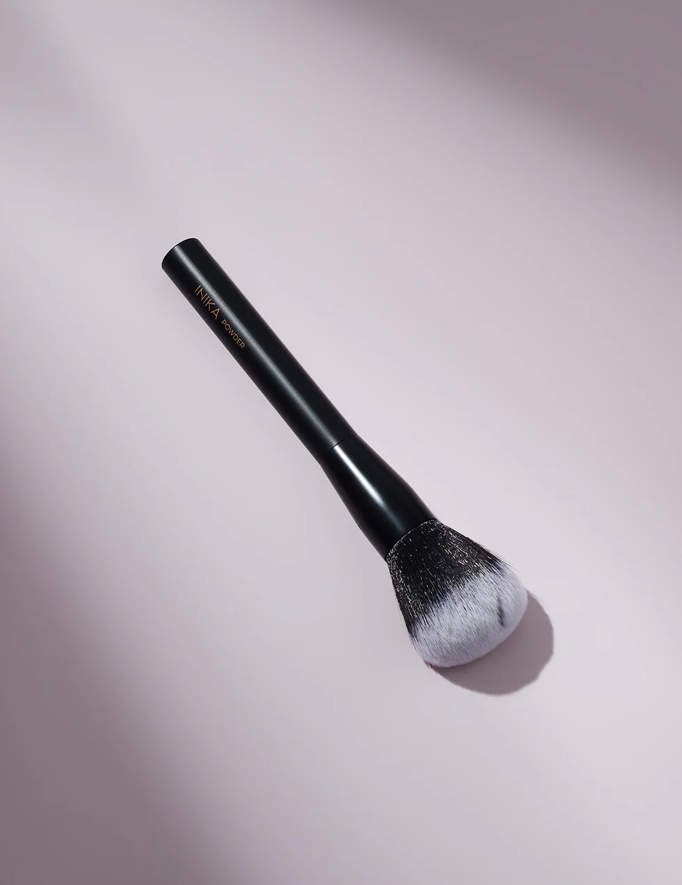 inika organic powder brush