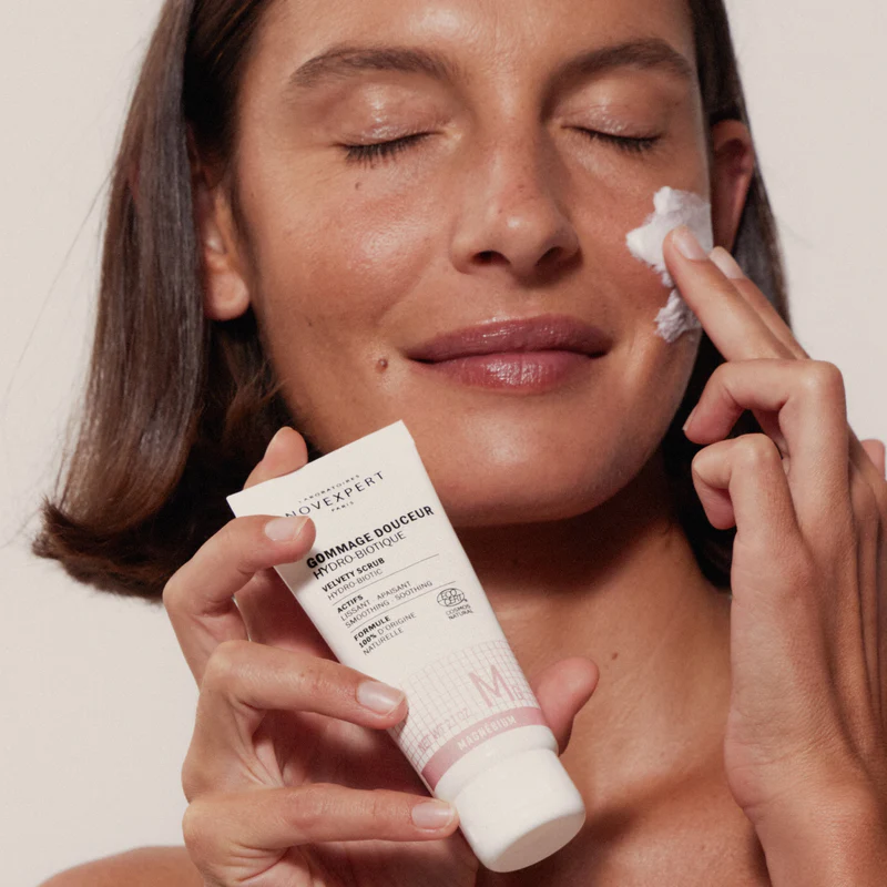 novexpert hydro biotic gentle scrub